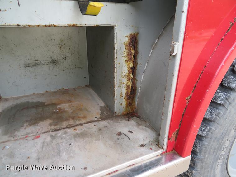 image for item EV9636 1991 GMC TopKick C6500 SL fire truck