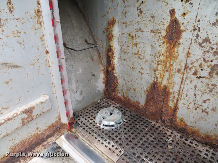 image for item EV9636 1991 GMC TopKick C6500 SL fire truck