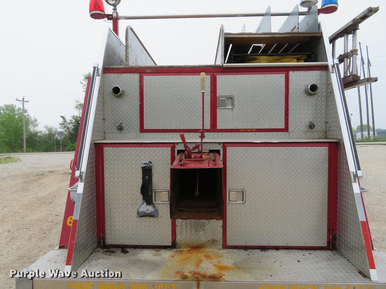 image for item EV9636 1991 GMC TopKick C6500 SL fire truck