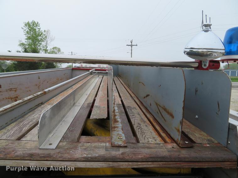 image for item EV9636 1991 GMC TopKick C6500 SL fire truck