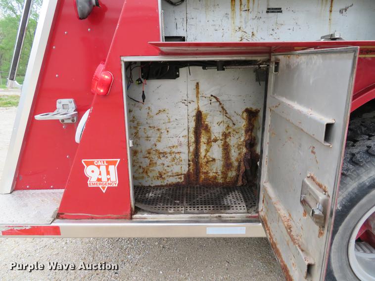 image for item EV9636 1991 GMC TopKick C6500 SL fire truck