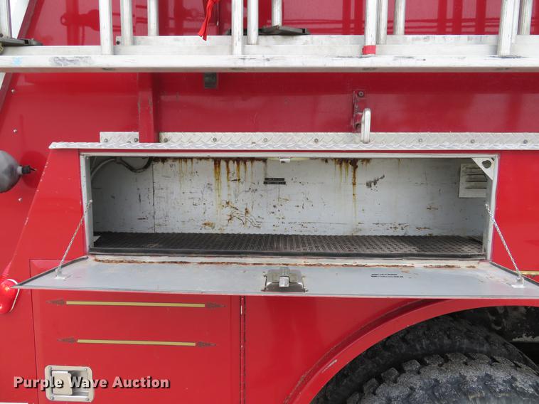 image for item EV9636 1991 GMC TopKick C6500 SL fire truck