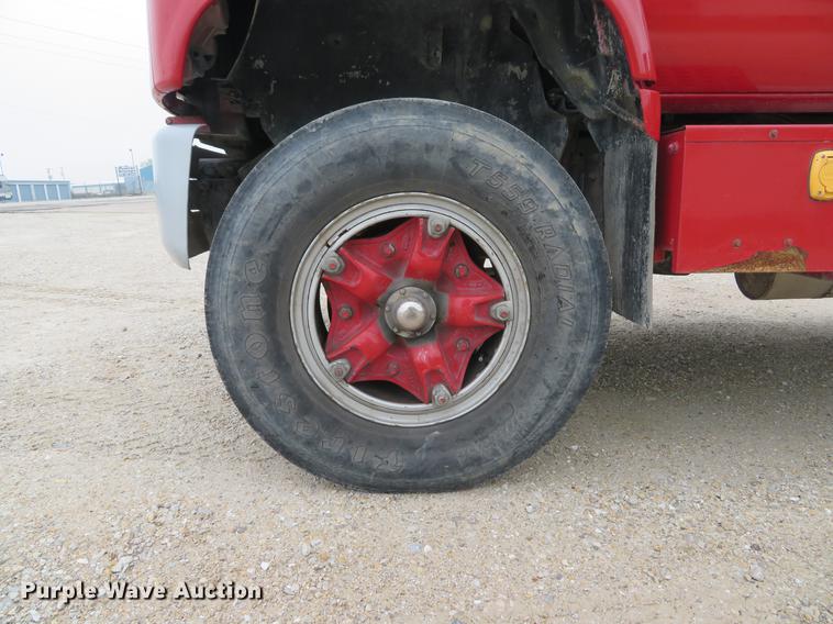 image for item EV9636 1991 GMC TopKick C6500 SL fire truck