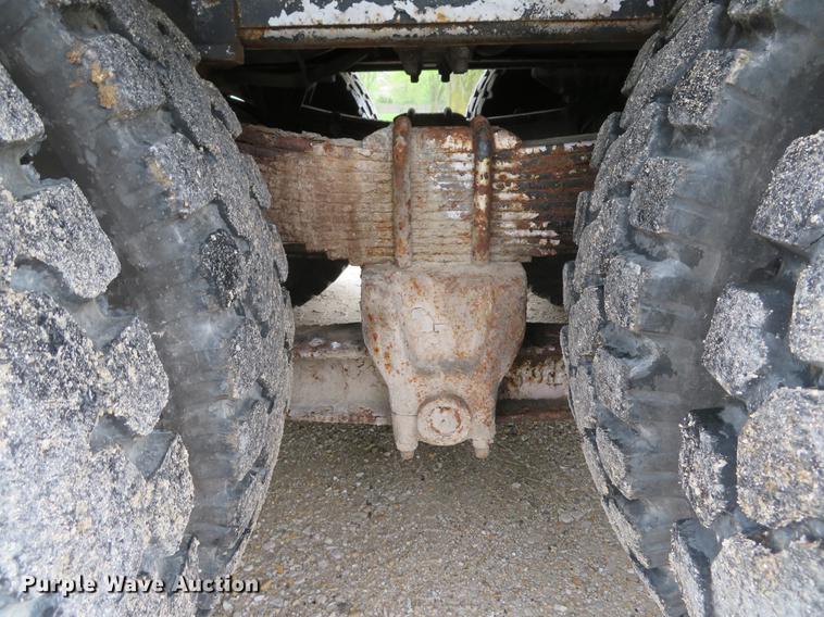 image for item EV9636 1991 GMC TopKick C6500 SL fire truck