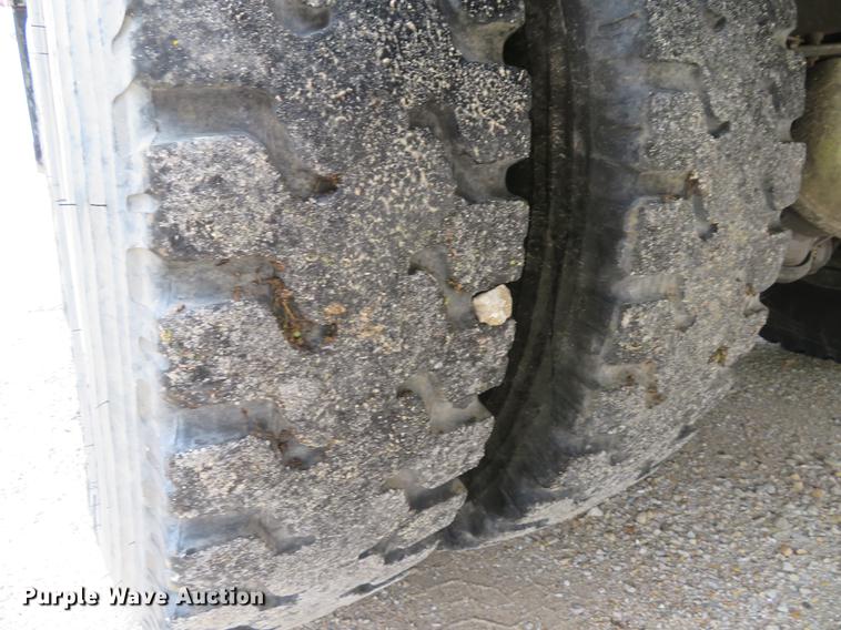 image for item EV9636 1991 GMC TopKick C6500 SL fire truck