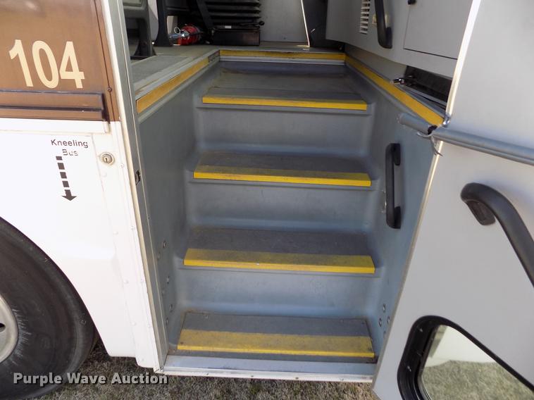 image for item FA9737 1999 Blue Bird LTC-40 school bus