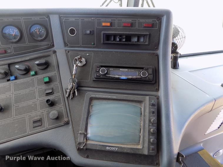 image for item FA9737 1999 Blue Bird LTC-40 school bus