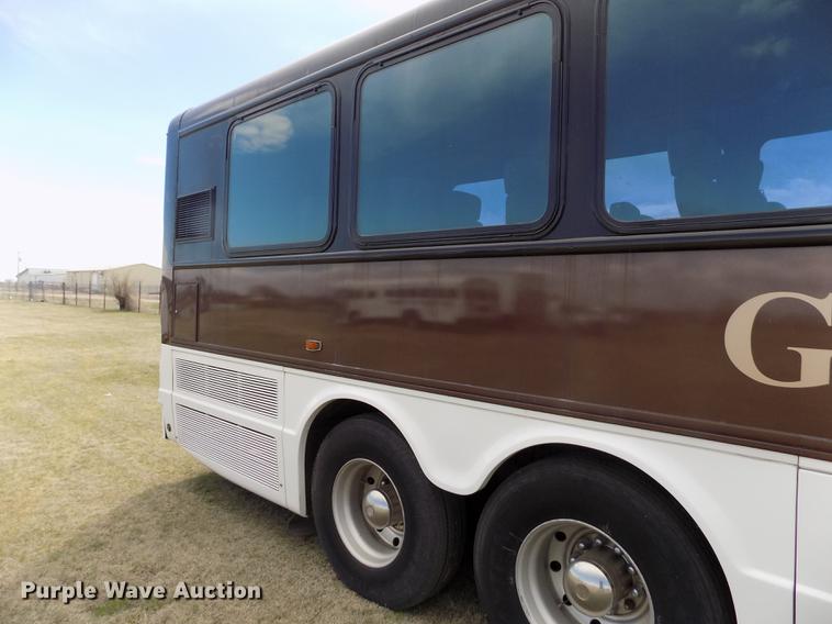 image for item FA9737 1999 Blue Bird LTC-40 school bus