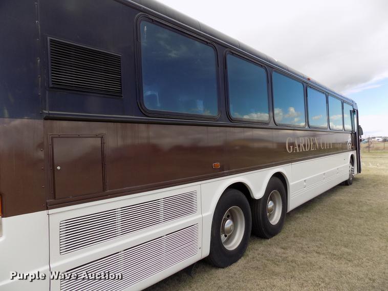 image for item FA9737 1999 Blue Bird LTC-40 school bus