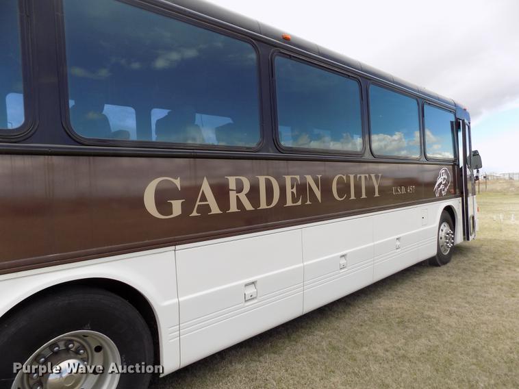 image for item FA9737 1999 Blue Bird LTC-40 school bus