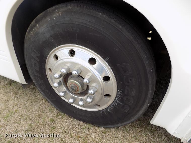 image for item FA9737 1999 Blue Bird LTC-40 school bus