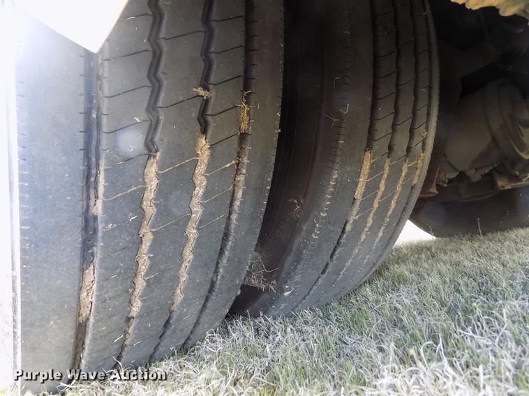 image for item FA9737 1999 Blue Bird LTC-40 school bus