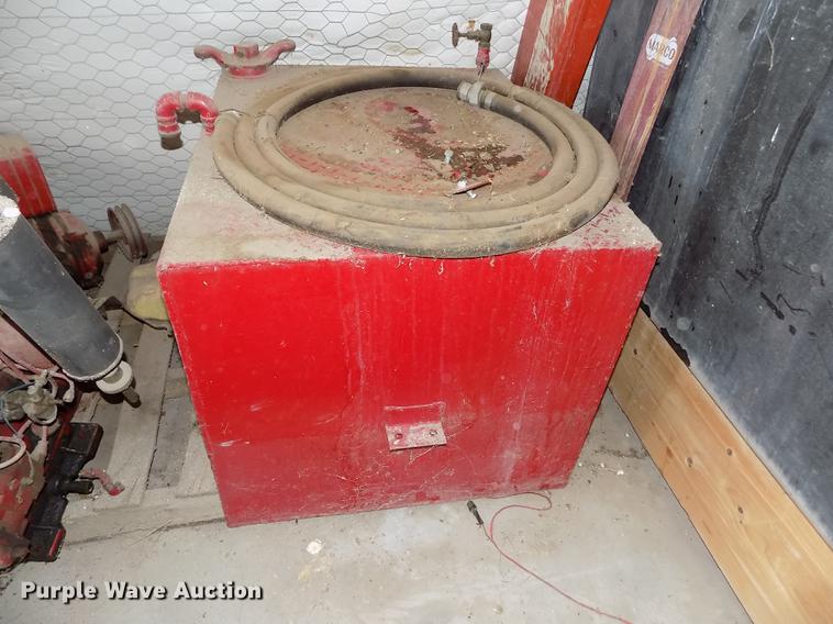 image for item FA9742 Fire equipment