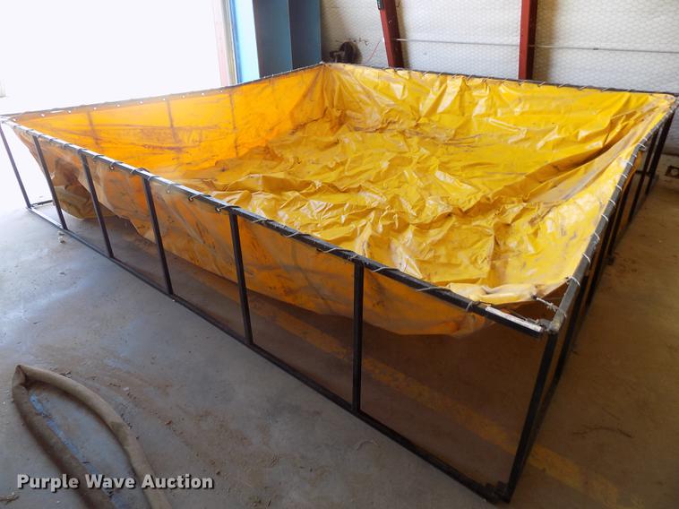 image for item FA9743 Syntex Industries potable water tank