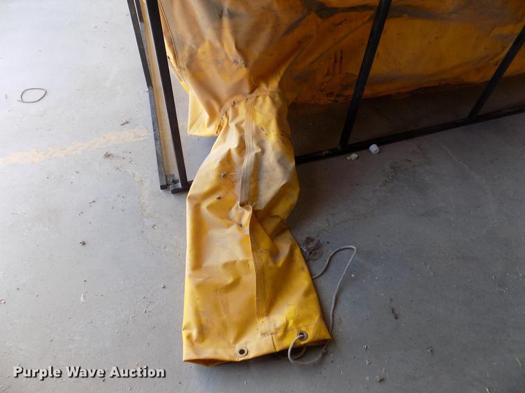 image for item FA9743 Syntex Industries potable water tank