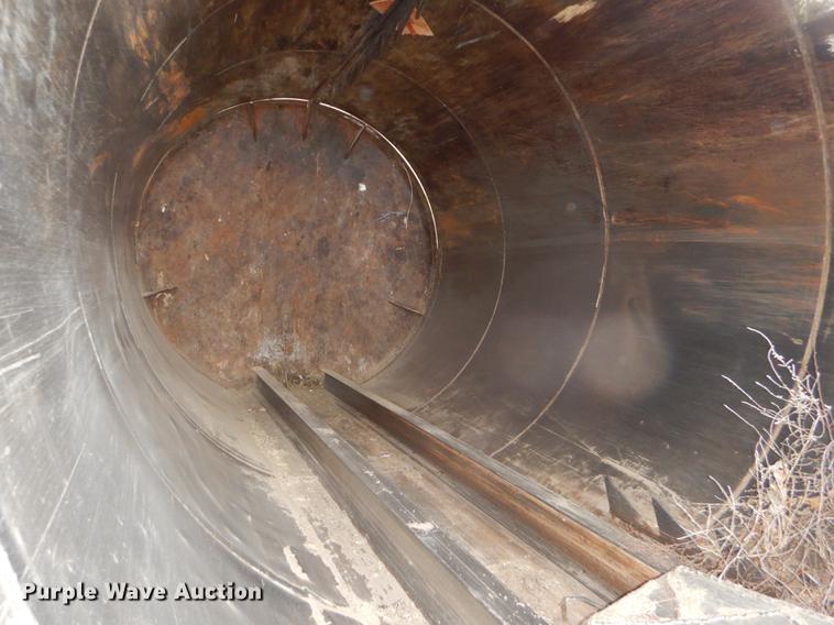 image for item FG9259 2000 Freightliner FL70 Business Class refuse truck