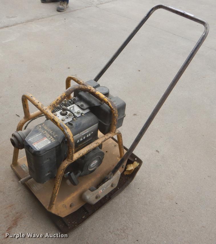 image for item FG9260 Koehring P9RW plate compactor
