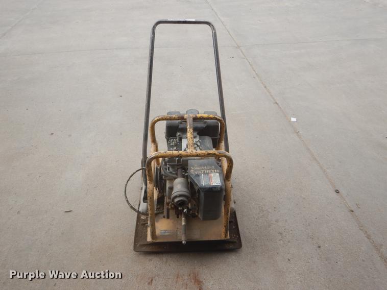 image for item FG9260 Koehring P9RW plate compactor