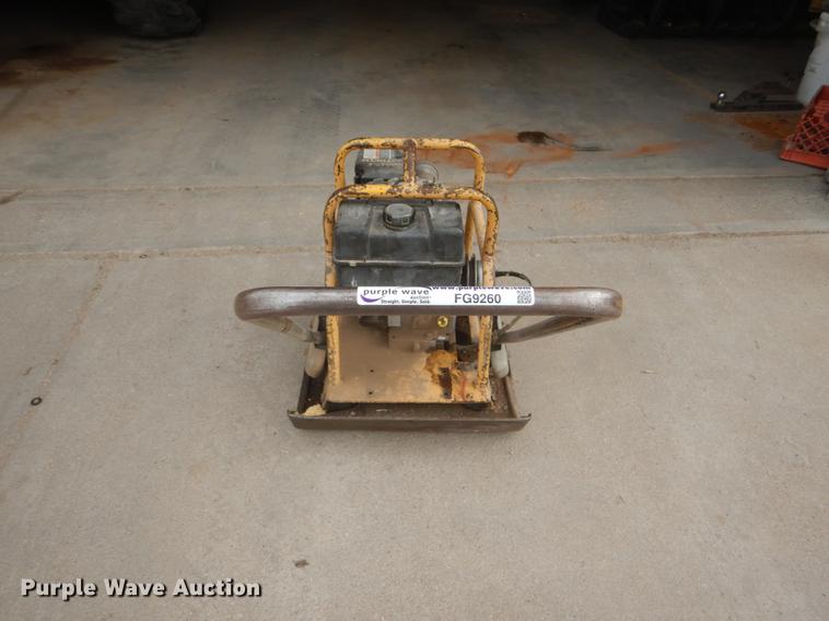 image for item FG9260 Koehring P9RW plate compactor
