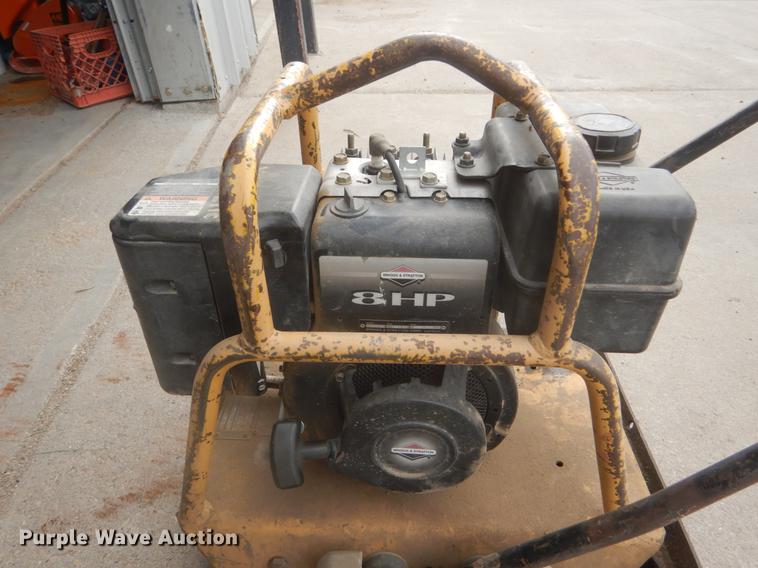 image for item FG9260 Koehring P9RW plate compactor