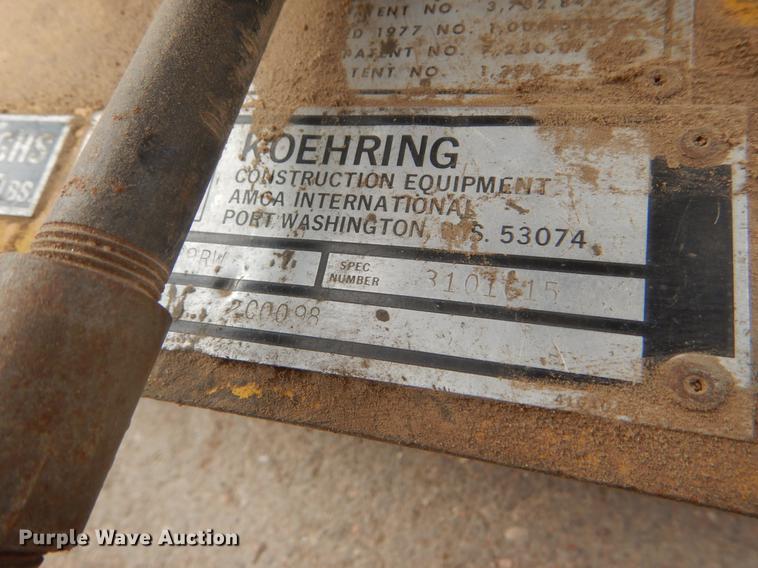 image for item FG9260 Koehring P9RW plate compactor