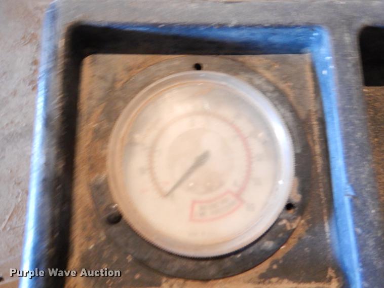 image for item FG9263 Coats tire machine