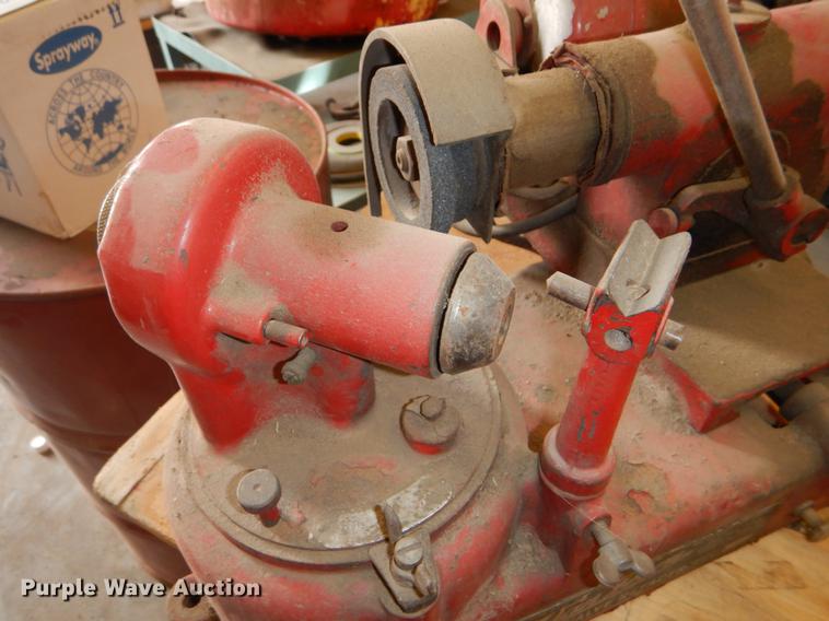 image for item FG9268 Van Dorn valve refacer