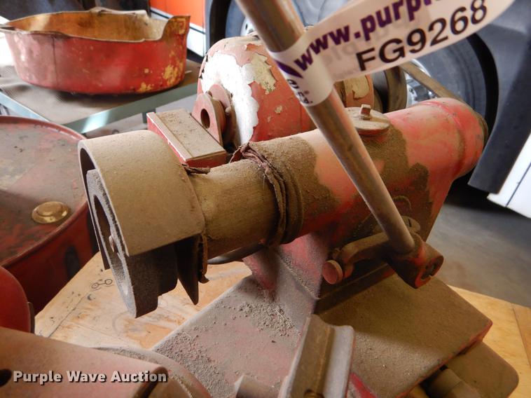 image for item FG9268 Van Dorn valve refacer