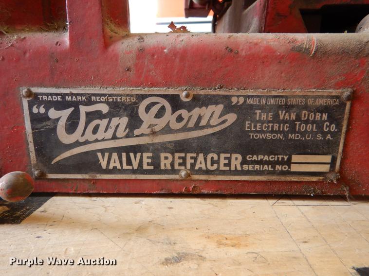 image for item FG9268 Van Dorn valve refacer