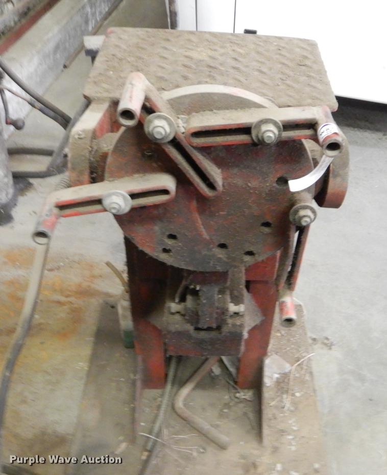 image for item FG9269 Clayborne 900 engine stand