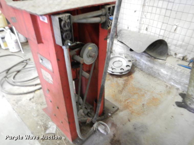 image for item FG9269 Clayborne 900 engine stand