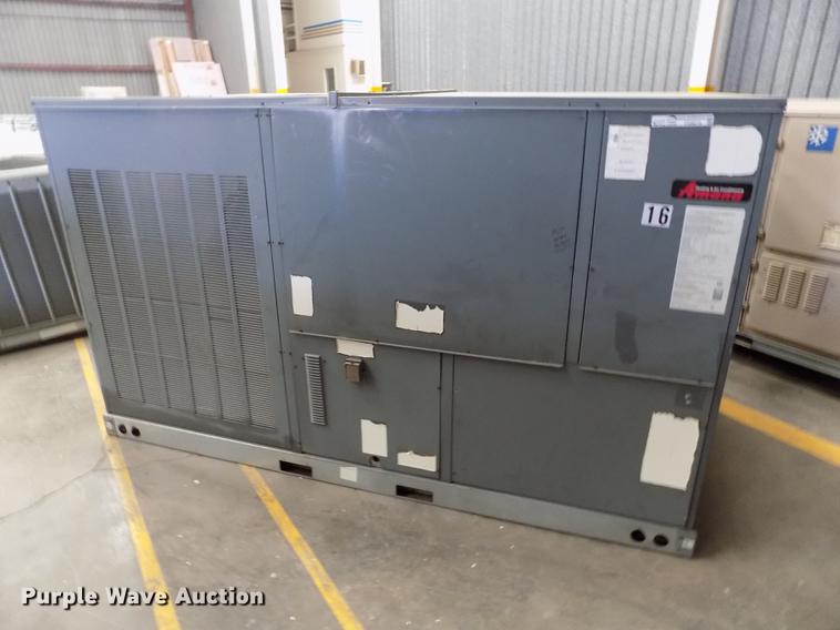 image for item FG9274 Amana rooftop AC and heat unit