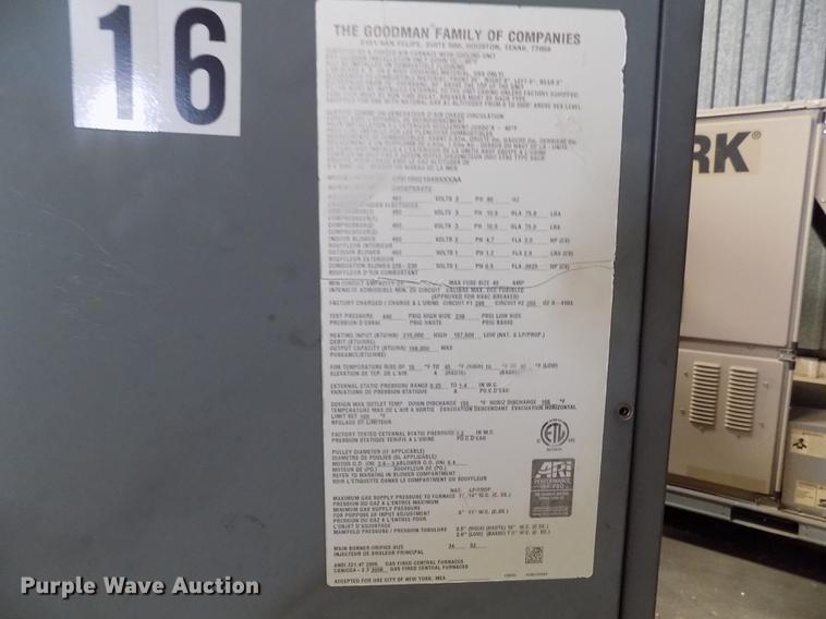 image for item FG9274 Amana rooftop AC and heat unit