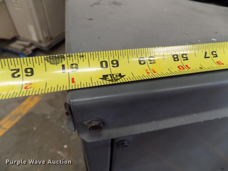 image for item FG9274 Amana rooftop AC and heat unit