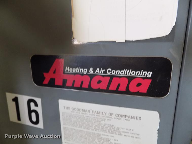 image for item FG9274 Amana rooftop AC and heat unit