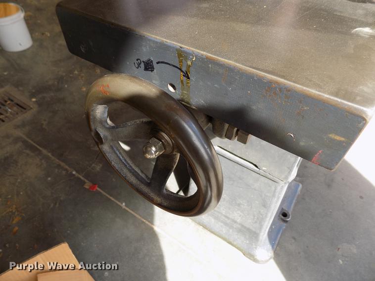 image for item FG9278 Oliver 166-BD planer