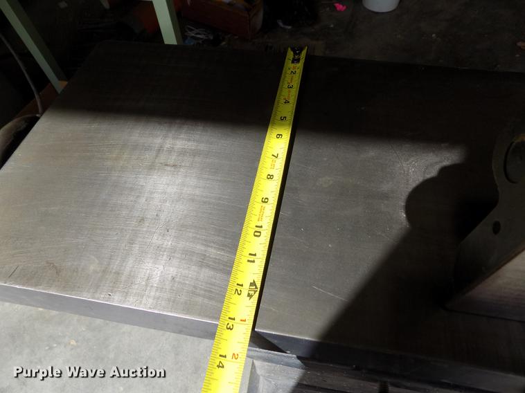 image for item FG9278 Oliver 166-BD planer