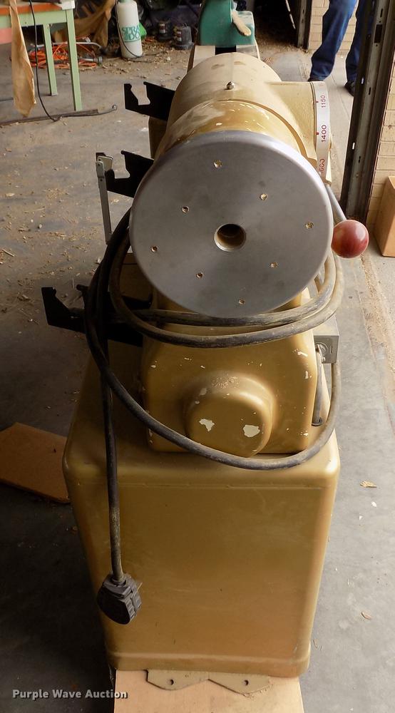 image for item FG9281 Powermatic 90 lathe