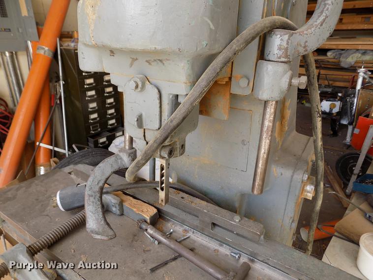 image for item FG9282 Wysong 284 vertical mortiser