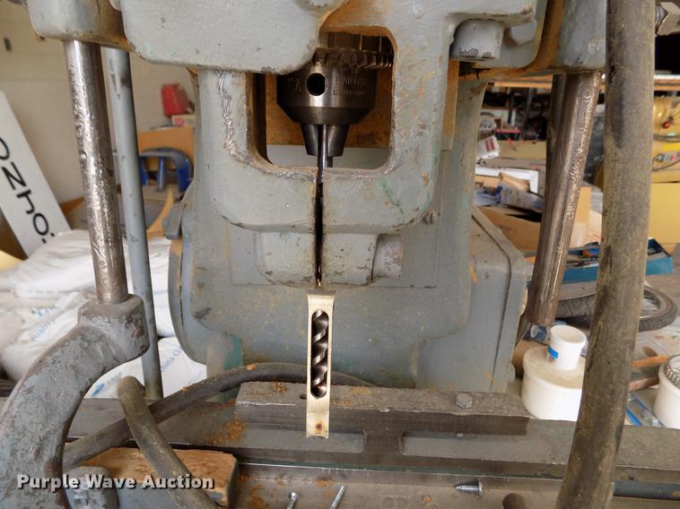 image for item FG9282 Wysong 284 vertical mortiser