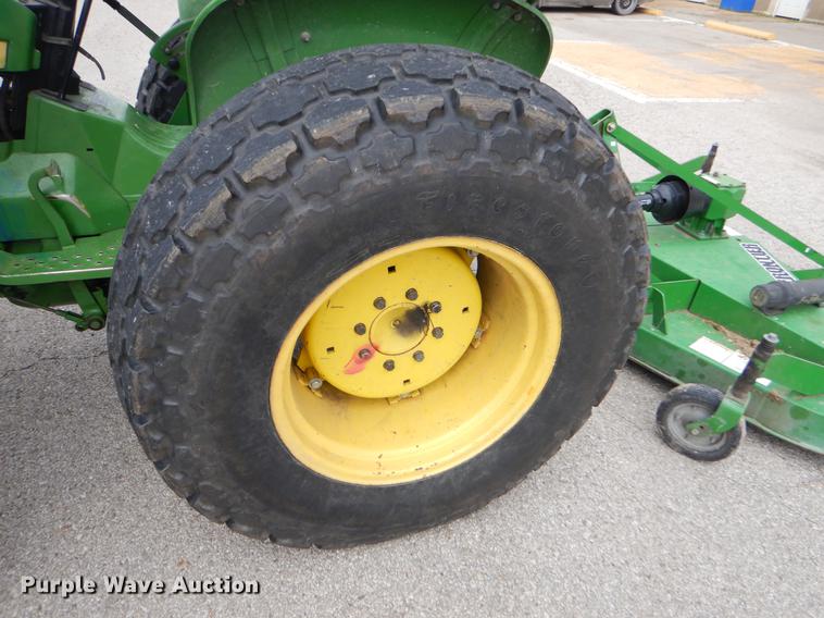 image for item FH9275 1989 John Deere 2155 tractor