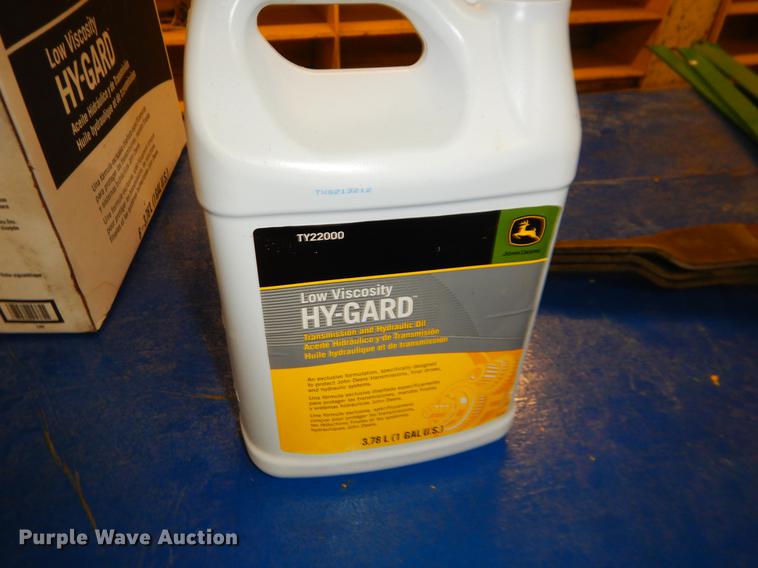 image for item FH9275 1989 John Deere 2155 tractor