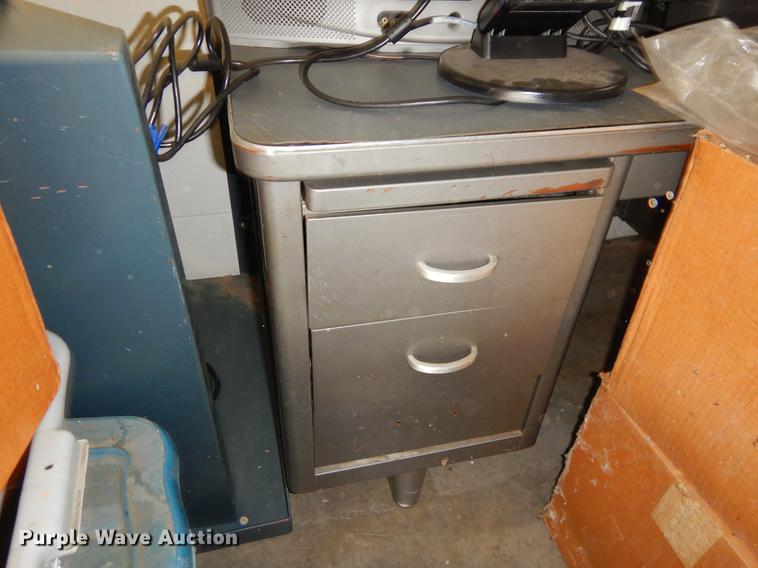 image for item FH9276 Office supplies and equipment