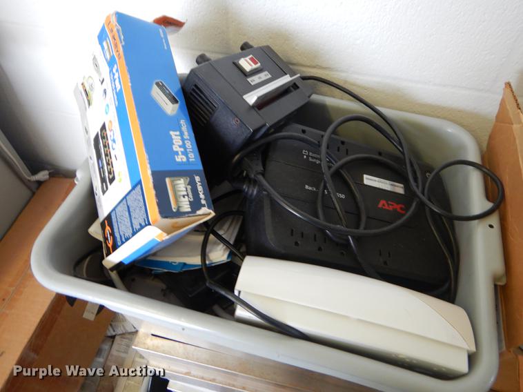 image for item FH9276 Office supplies and equipment