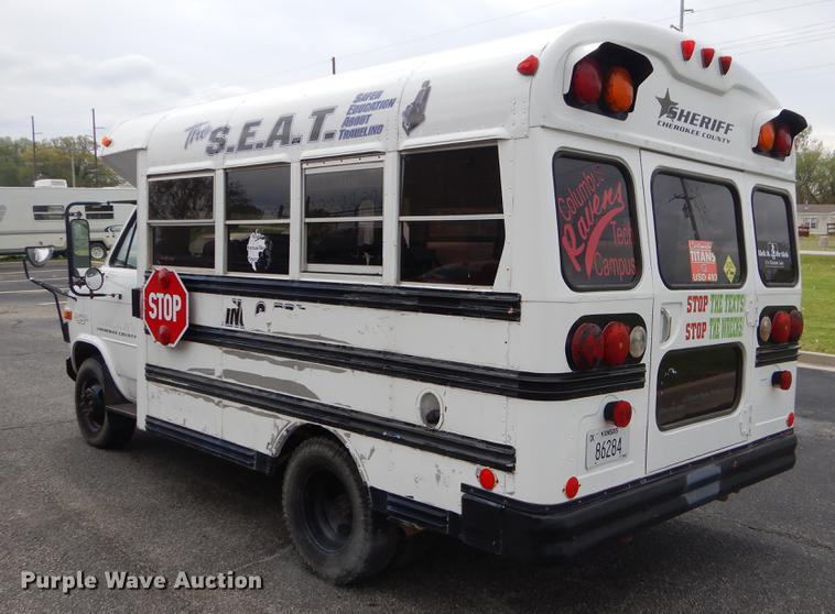 image for item FH9278 1993 Chevrolet Sport Van G30 shuttle bus