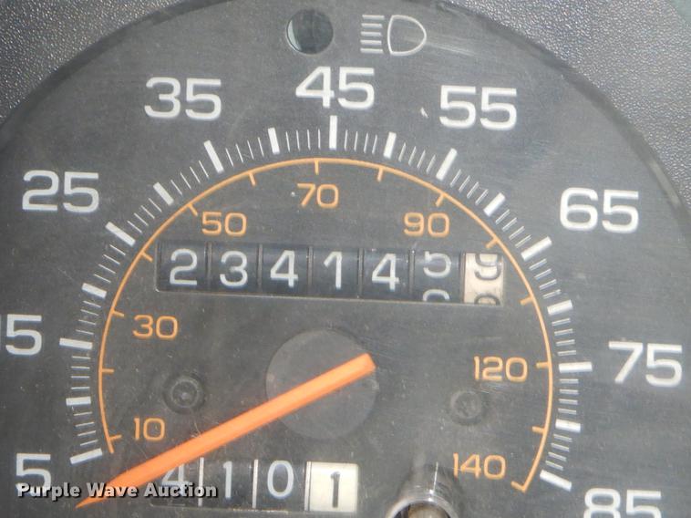 image for item FH9278 1993 Chevrolet Sport Van G30 shuttle bus