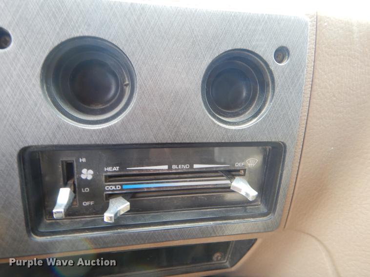 image for item FH9278 1993 Chevrolet Sport Van G30 shuttle bus