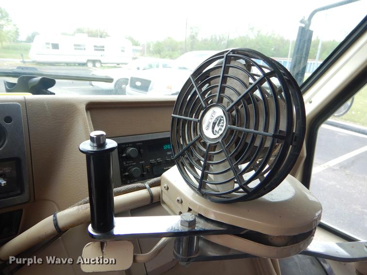 image for item FH9278 1993 Chevrolet Sport Van G30 shuttle bus