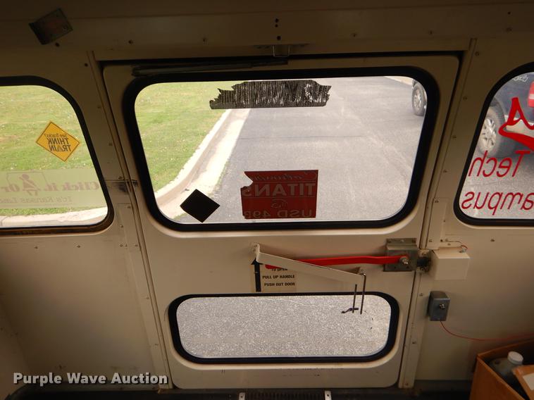 image for item FH9278 1993 Chevrolet Sport Van G30 shuttle bus