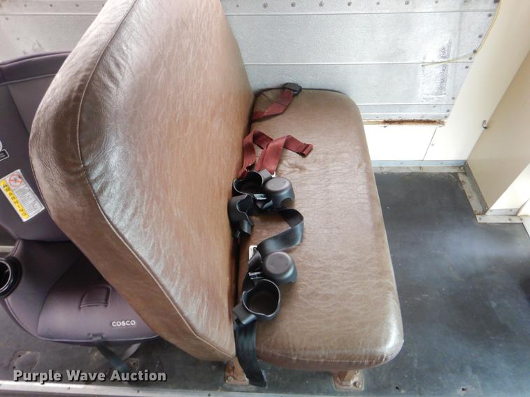 image for item FH9278 1993 Chevrolet Sport Van G30 shuttle bus